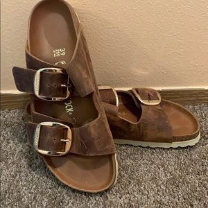 Big Buckle Arizona Birkenstock sandals